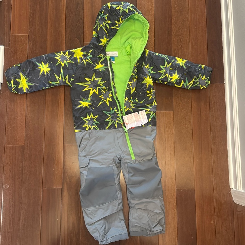 Kids Columbia snowsuit 4T